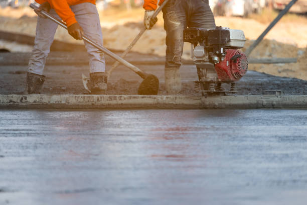 Best Concrete Sidewalk Installation in Romeovle, IL